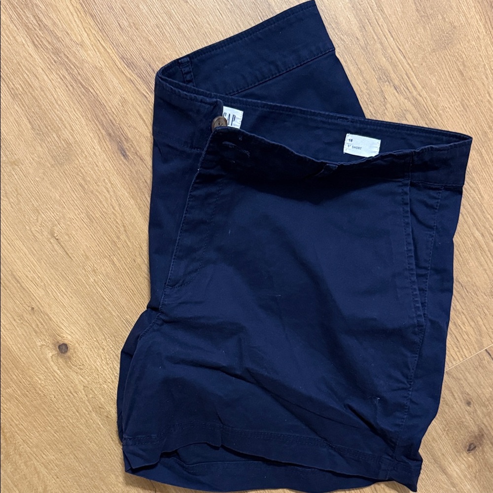 GAP Women’s Dark Blue Flat Front Shorts
